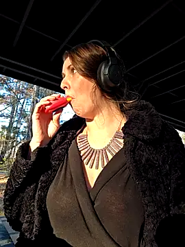 KittyWhispers's cam snapshot