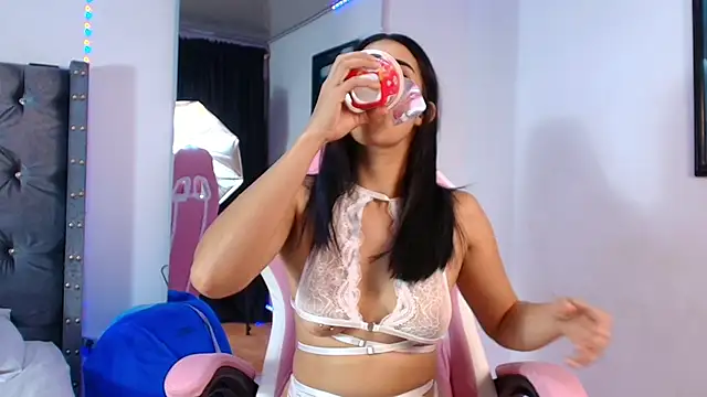 GraceWallace_'s cam snapshot