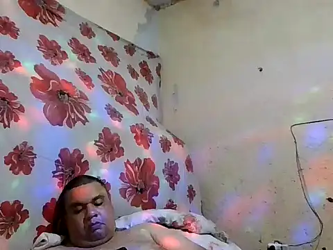 MCDg2025's cam snapshot