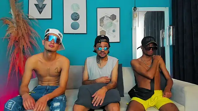 TheWolfpack_'s cam snapshot