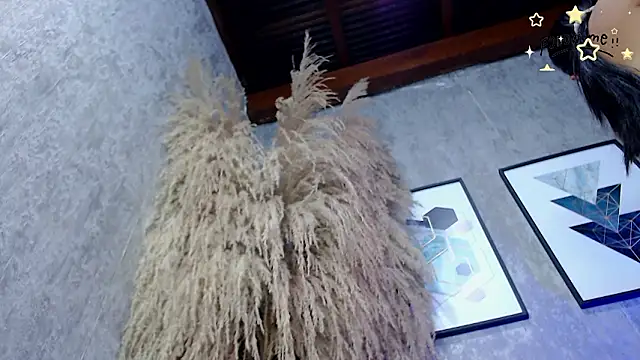 Lena_helleen live sex cam