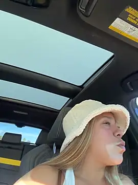 Bigbuttbrooklynn live sex cam