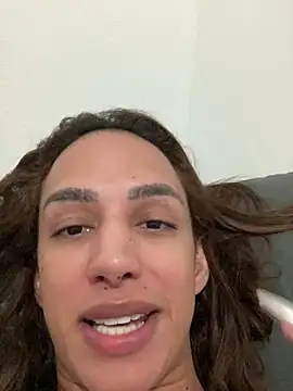 ofjuliaa live sex cam