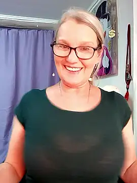 irinamaux live sex cam