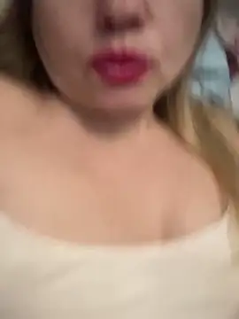 Suzanele live sex cam