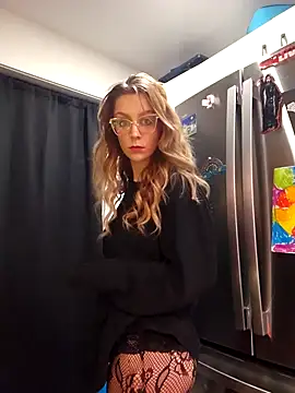 LilyOrion's cam snapshot