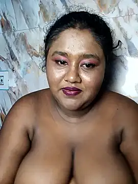 horny_diana's cam snapshot