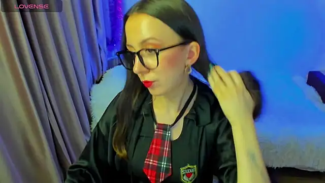 CurlySteph's cam snapshot