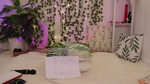 MonicaAsis's cam snapshot