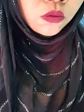 Indian-Nazia's cam snapshot