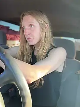 GoldenFlameGoddess's cam snapshot