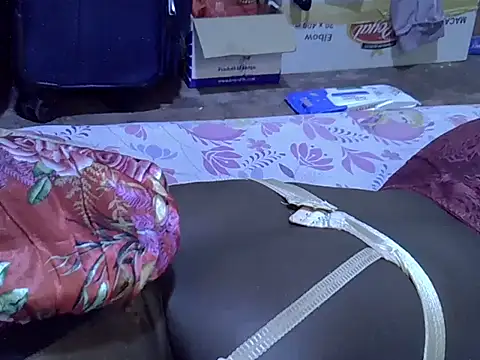 Adaline-Paris's cam snapshot