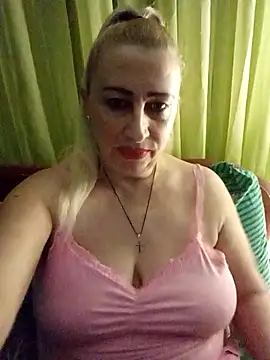 Esenia505's cam snapshot