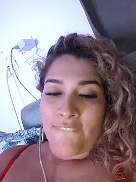 Sara_smiiith211 live sex cam