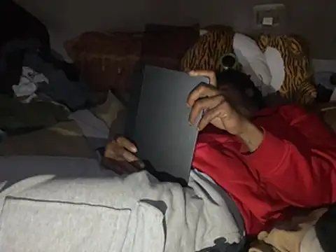 SlimeCrownzOut5 live sex cam