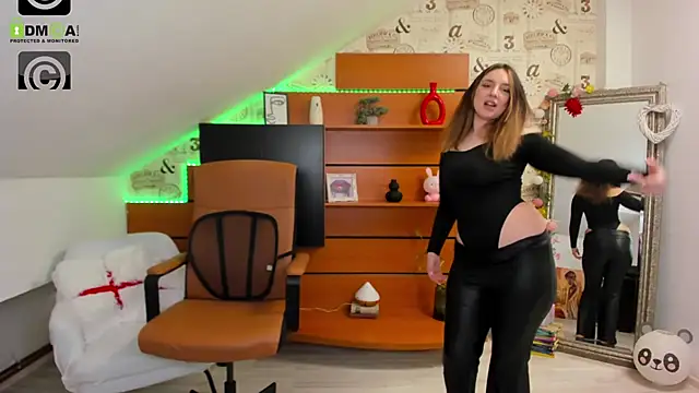 JaquelinLaurent live sex cam