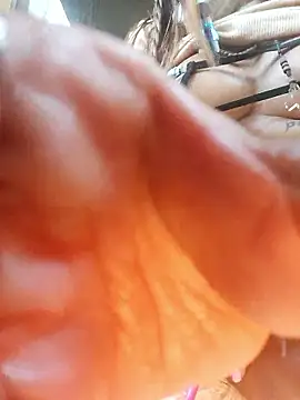 k_lebannon's cam snapshot