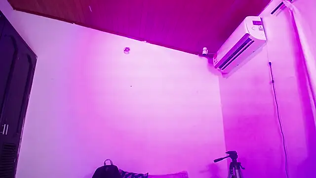 hubena_tg's cam snapshot