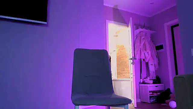 AlexaButttler's cam snapshot