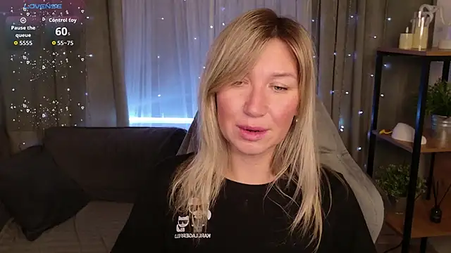 MilaBott's cam snapshot