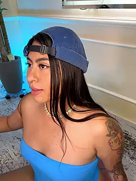 ThamaraGen_'s cam snapshot