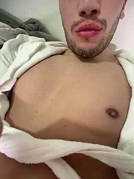 yaxxx03 live sex cam