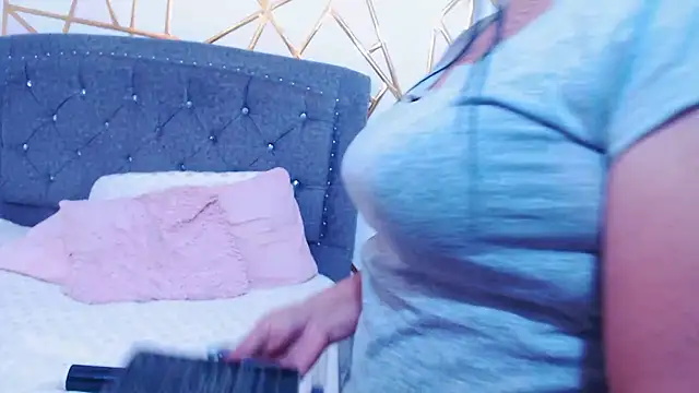 Zara47sweet live sex cam