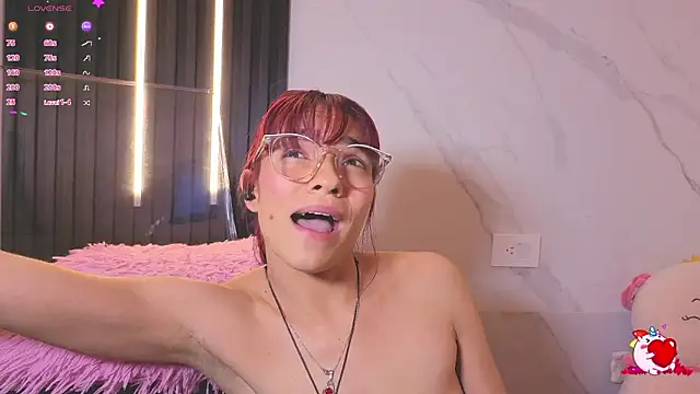 Scarlet_Red_ live sex cam