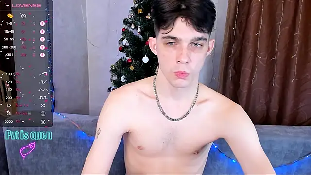 Aaron_Boom live sex cam