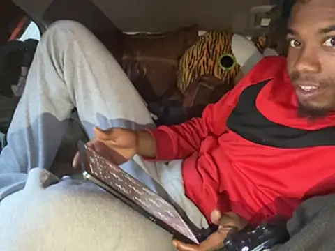 SlimeCrownzOut5 live sex cam