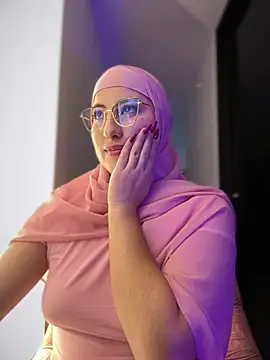 Badra_Abaid's cam snapshot