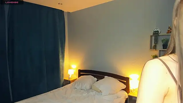 IsaVesco's cam snapshot