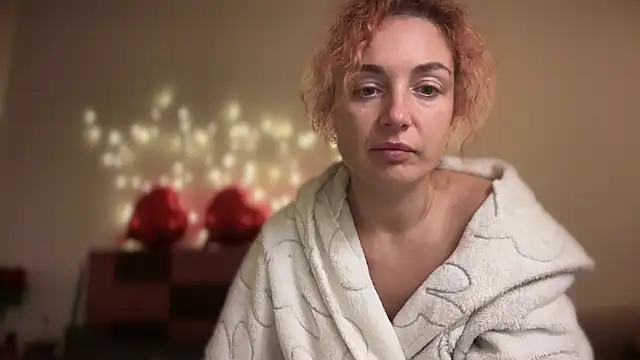 Reddgiirl's cam snapshot