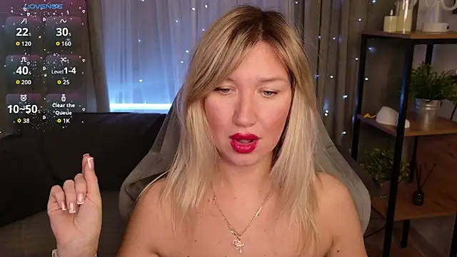 MilaBott's cam snapshot