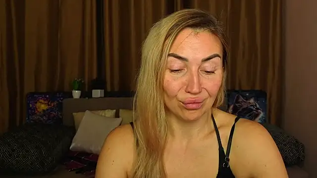 Kiss_julli88I's cam snapshot