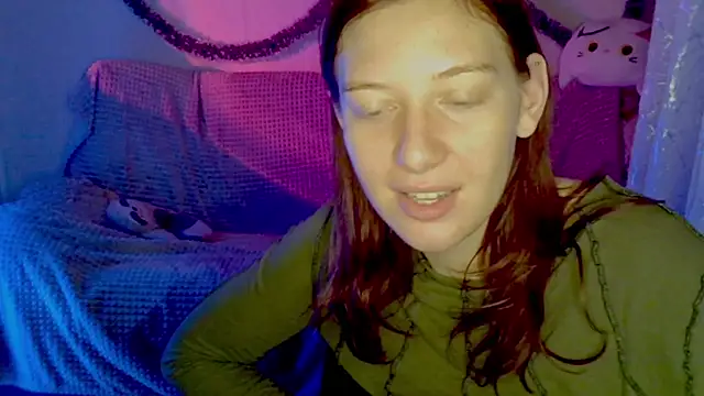 Lily_Ember's cam snapshot