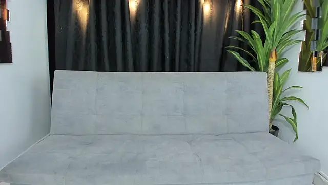 golden_girl_house live sex cam