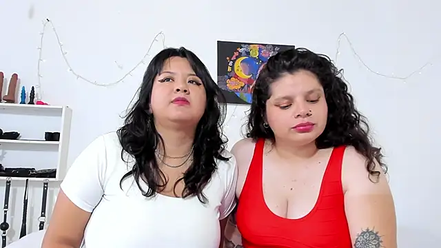 Karol_IsabelCouple's cam snapshot