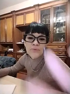 SarettaB90 live sex cam