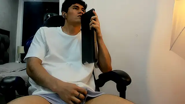 roan_birkin live sex cam