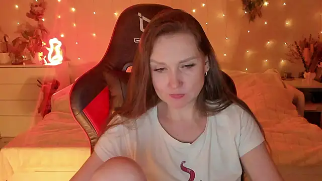 desperatehousewife__'s cam snapshot