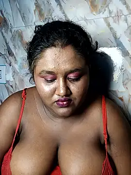 horny_diana's cam snapshot