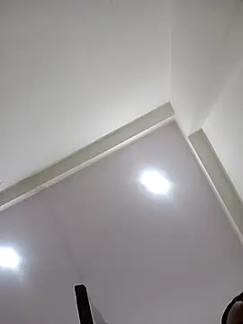 piryasharma005's cam snapshot