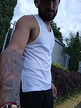 Kingbigcock23cm's cam snapshot