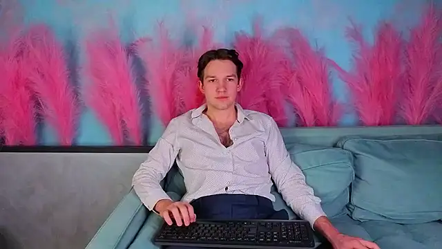 JamesRaww's cam snapshot