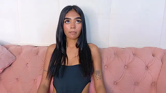 julieta_aguilar1 live sex cam