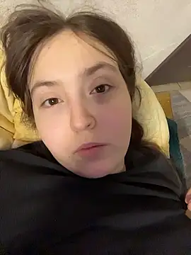 Charming_hamster_'s cam snapshot