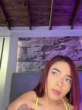 HannahCollyns's cam snapshot