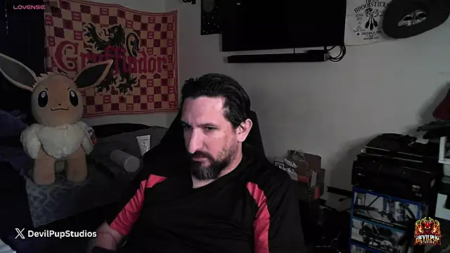 DevilPup75_'s cam snapshot