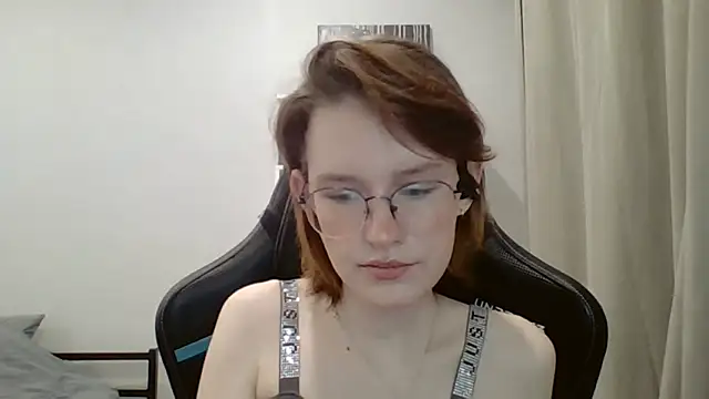 PetralPrime live sex cam